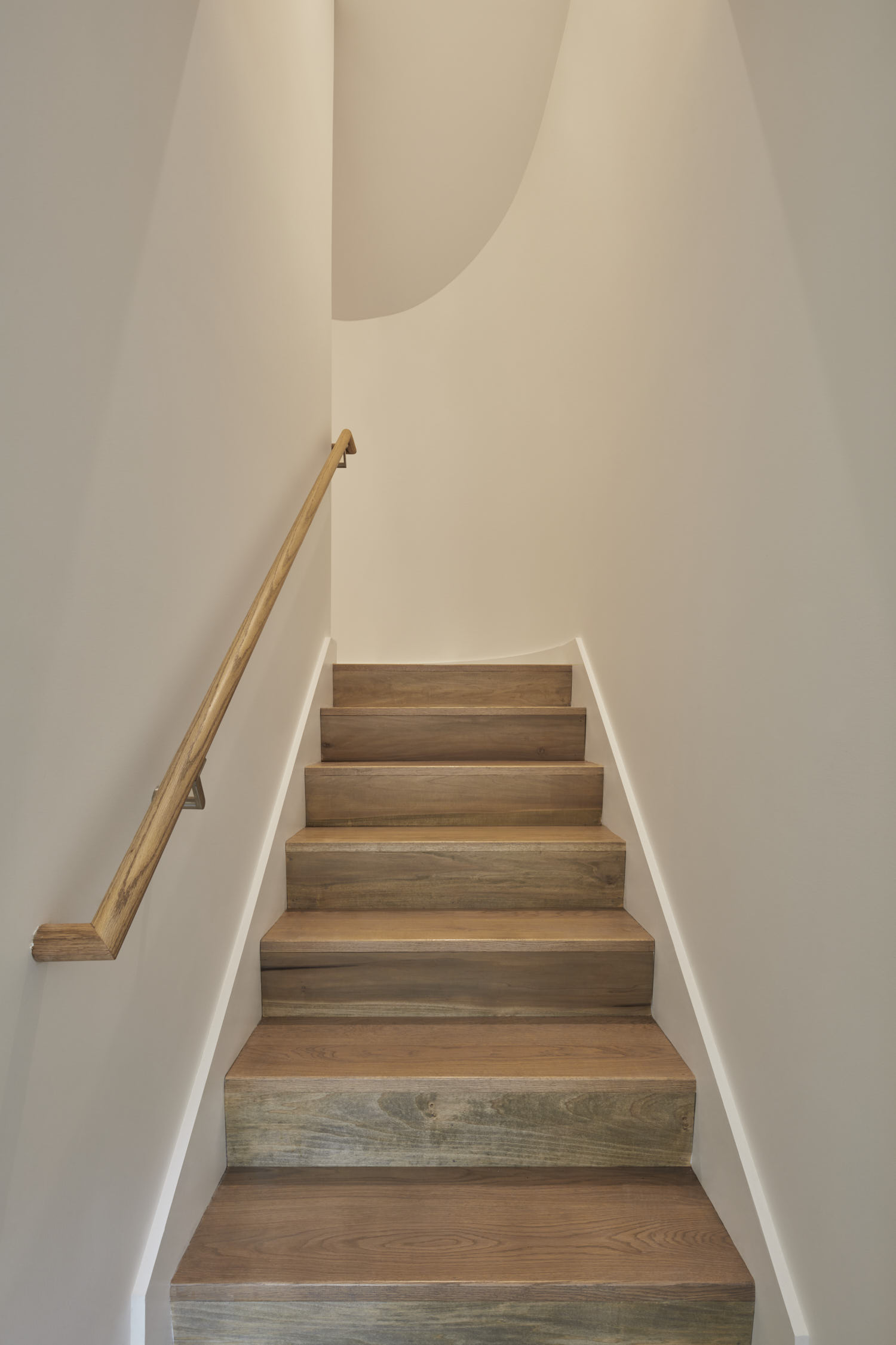 House With A Curved Stair