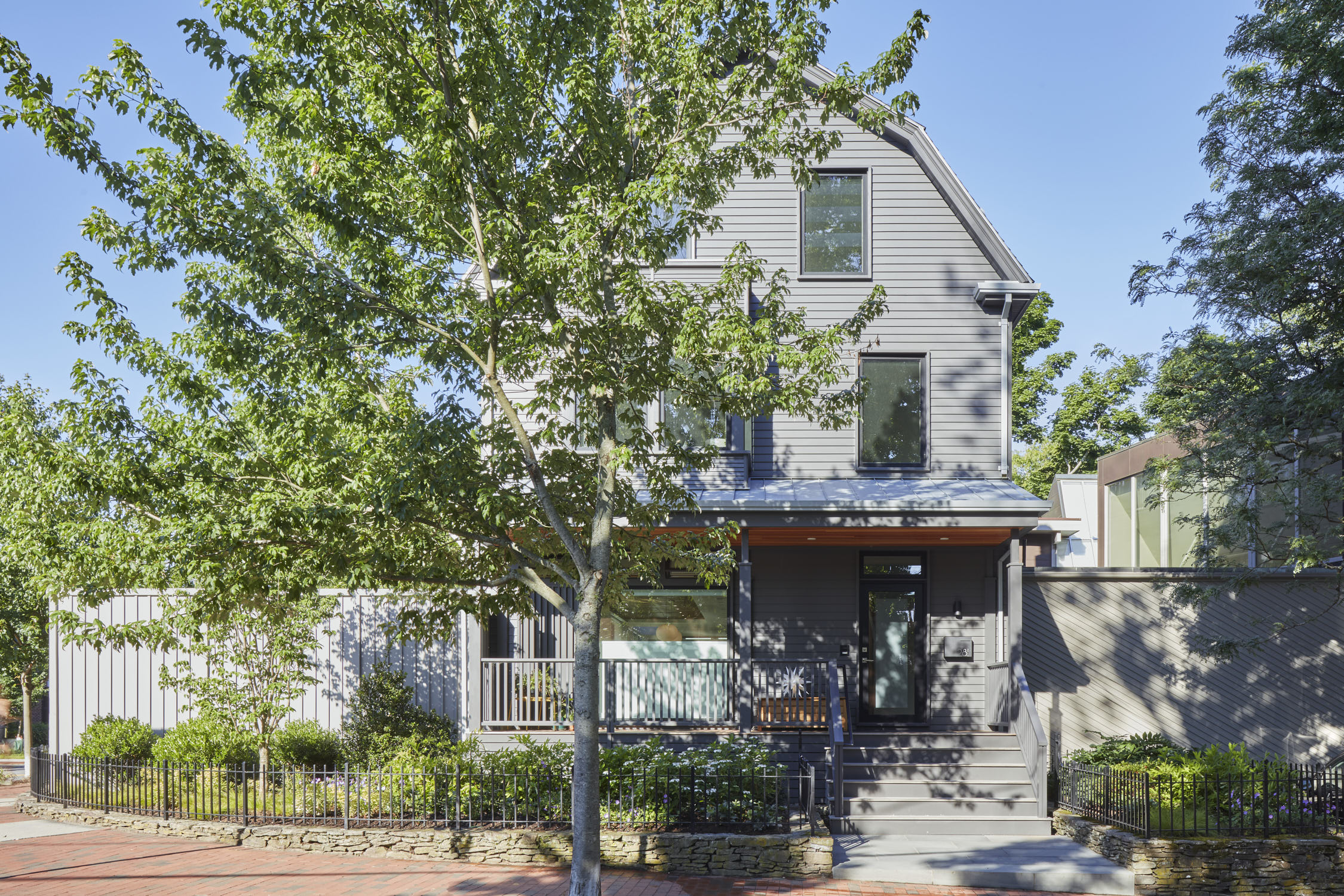 Side Yard House