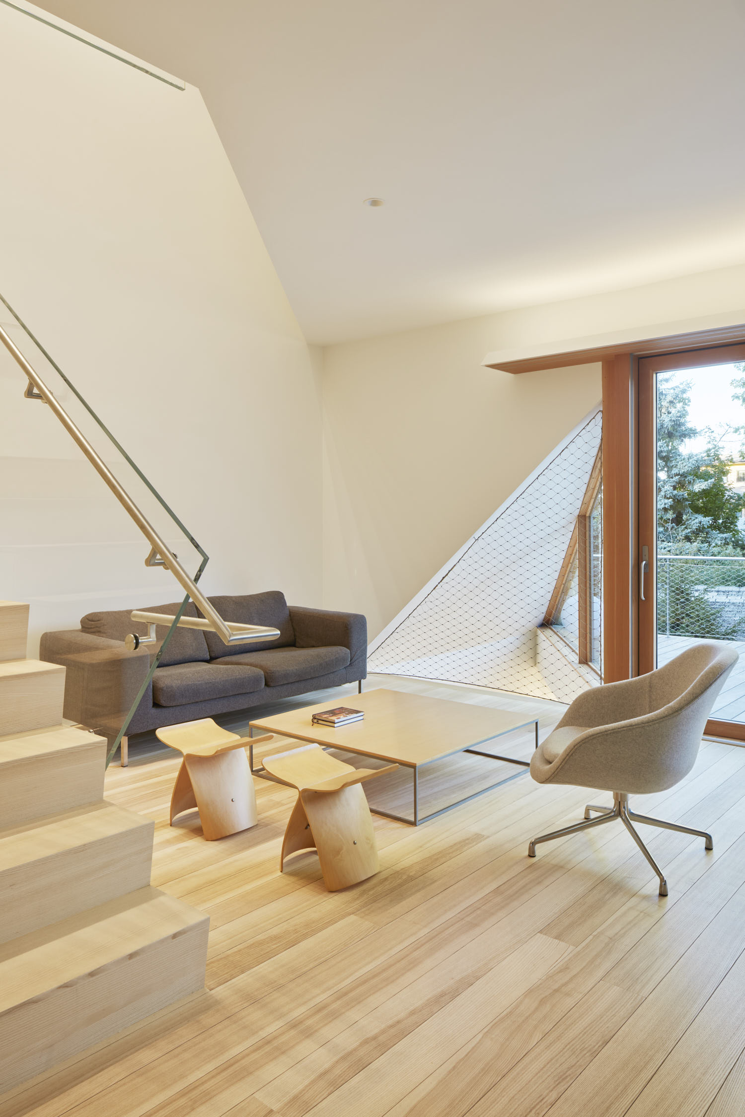 MESSINGER_101519-HouseII_13105